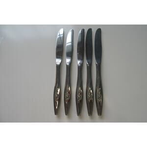 (5) Oneidacraft Deluxe Lasting Rose Stainless Steel Dinner Knives